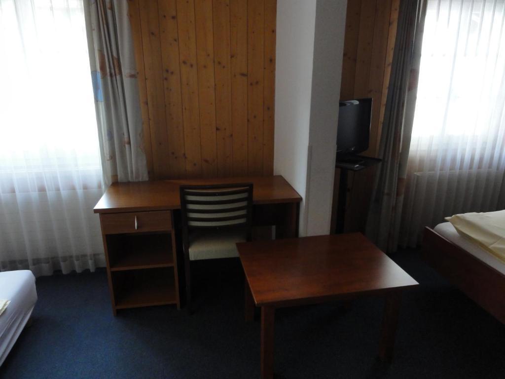 Hotel Steinbock Γκρίντελβαλντ Εξωτερικό φωτογραφία